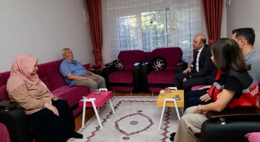 60 Yıllık Evliliklerine “Kahve Bahane” Ziyareti