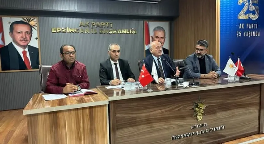 AK Parti Erzincan Teşkilatında Mahalle Temsilcileriyle İstişare Toplantısı