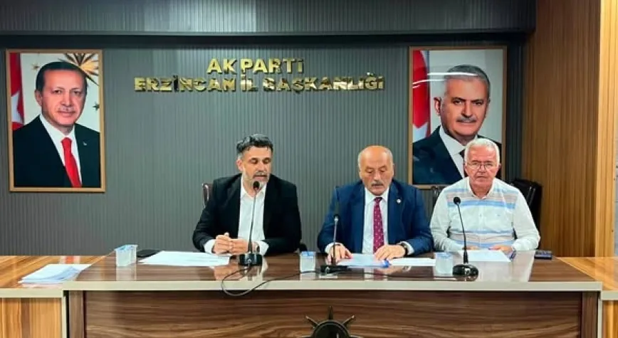AK Parti Erzincan’da haftalık yönetim kurulu toplantısı gerçekleştirildi