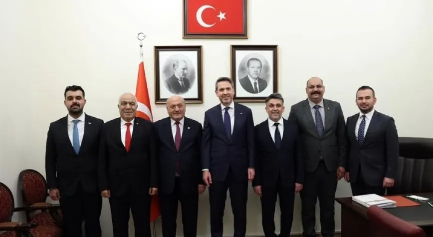 AK Parti’den Bakan Bayraktar’a Ziyaret: Şehrin Talepleri Görüşüldü