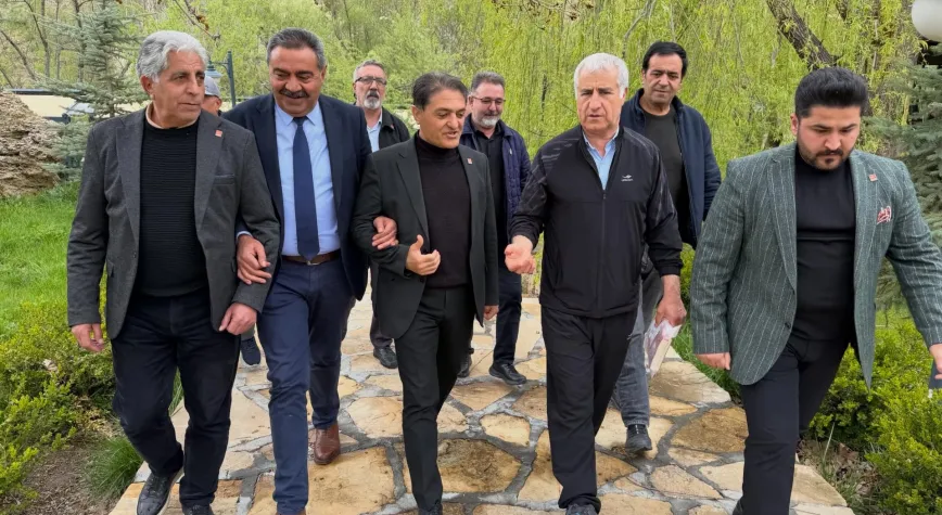 CHP Erzincan İl Teşkilatı, Çağlayan’daki Selden Etkilenen Esnaf ve Vatandaşları Ziyaret Etti