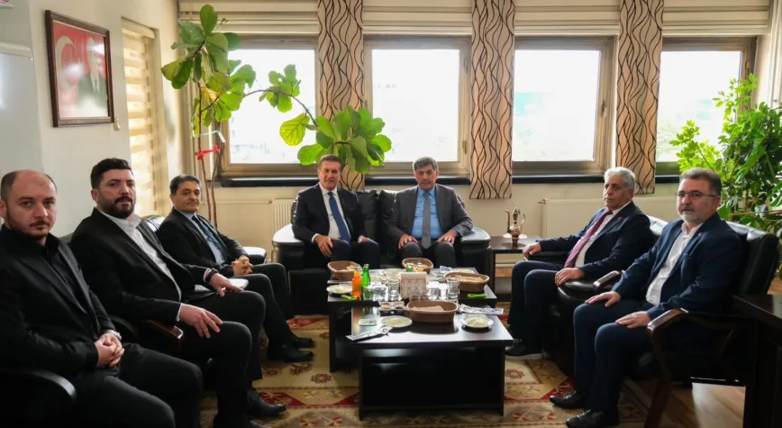 CHP Heyetinden Erzincan Belediyesi’ne Ziyaret