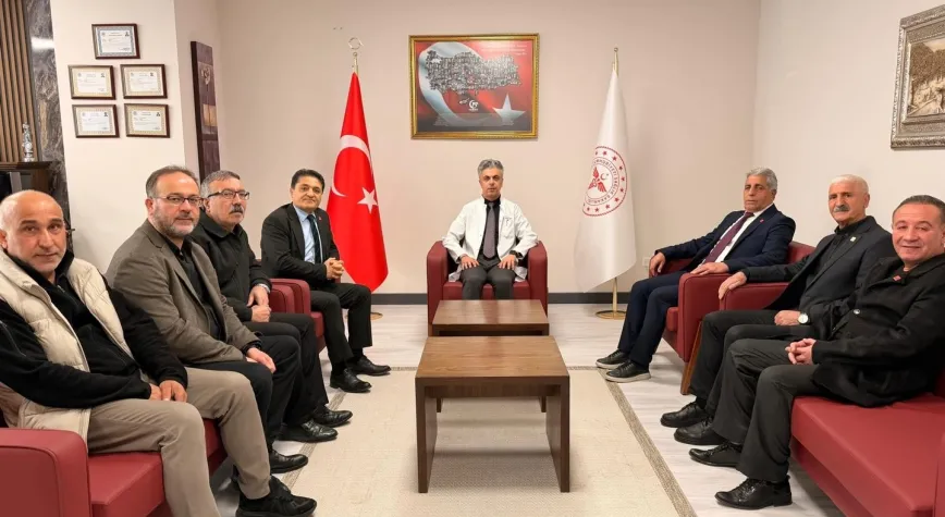 CHP İl Başkanı Ersoy ve Yönetiminden Mengücek Gazi Hastanesi’ne Ziyaret