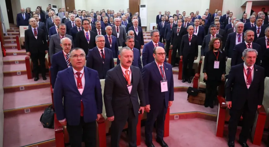 EBYÜ Rektörü Prof. Dr. Akın Levent, Üniversitelerarası Kurul Toplantısı’na Katıldı