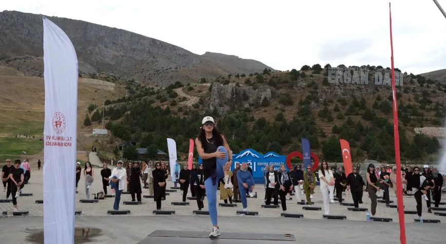 Ergan Dağı’nda 100’ün üzerinde kadın spor için buluştu