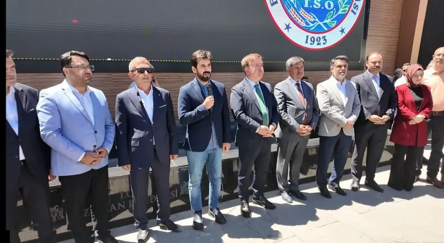Erzincan'da Muharrem Bereketi: Binlerce Vatandaş Aşure Sofrasında Buluştu