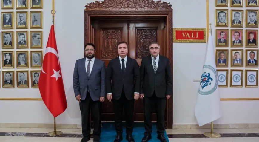Erzincan İl Müftülüğünde Görev Değişimi: Vali Aydoğdu İki Müftüyü Kabul Etti