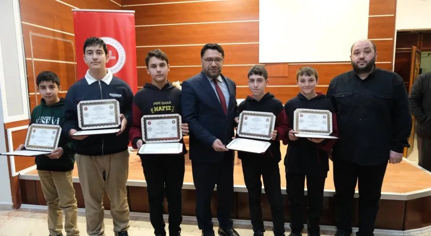 Erzincan’da 28 Hafız Öğrenciye İcazetnameleri Takdim Edildi