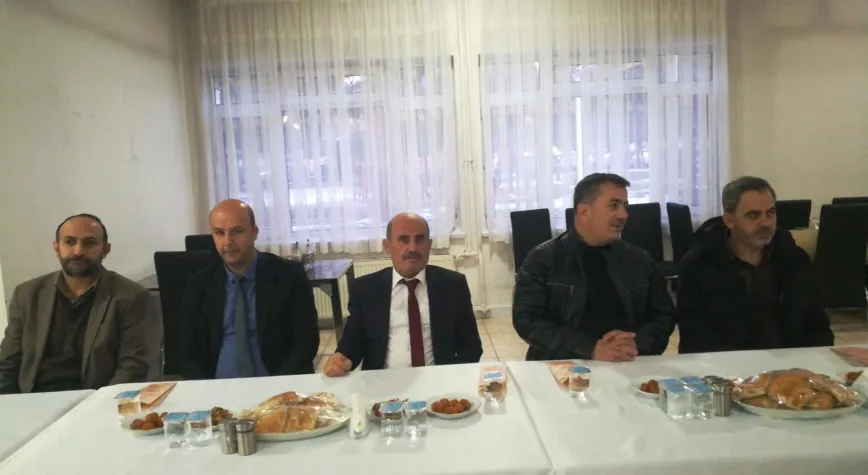 Erzincan’da Çocuklar ve Huzurevi Sakinleri Aynı Sofrada Buluştu