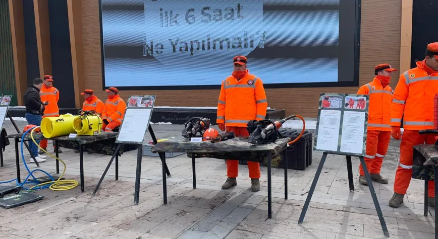 Erzincan’da Deprem Haftası Kapsamında Farkındalık Etkinliği Düzenlendi