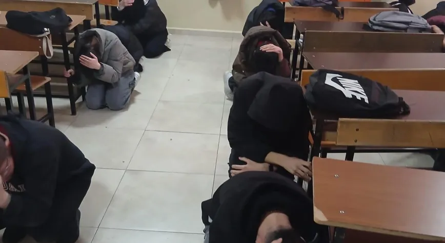 Erzincan’da Deprem Haftası Kapsamında Tahliye Tatbikatı Gerçekleştirildi