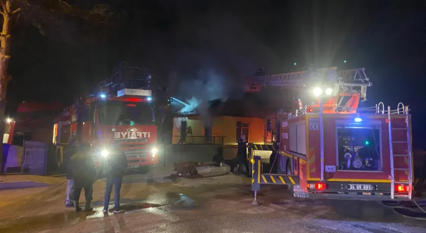Erzincan’da Ev Yangını Korkuttu: İtfaiye Zamanında Müdahale Etti