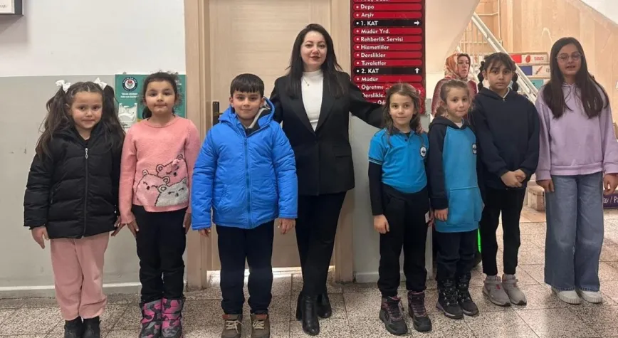 “Hayallerindeki 23 Nisan” Resim Yarışması Renkli Geçti