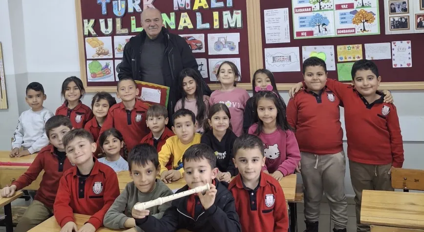 Kazım Karabekir Mahallesi Muhtarı Oğuz Tekcan’a Anlamlı Belge