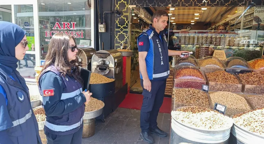 Kurban Bayramı Öncesi Kuruyemiş Satış Yerlerine Zabıta Denetimi