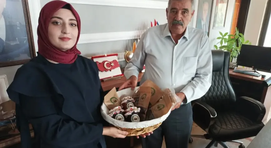 Lütfi Yakut, Siyah İnci Kadın Kooperatifi Yöneticilerini Ağırladı