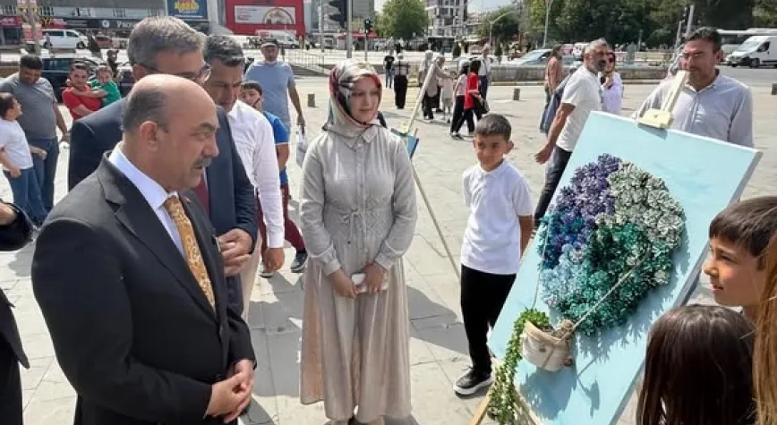 Minik Ressamların Eserleri Beğeni Topladı