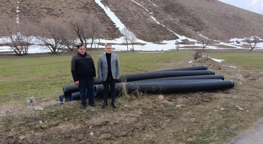 Otlukbeli’nde Yol ve Atık Su Çalışmaları Hız Kazandı