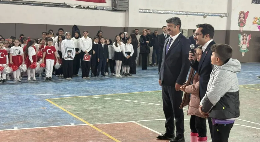 Refahiye’de Çocuk Bayramı Renkli Görüntülere Sahne Oldu