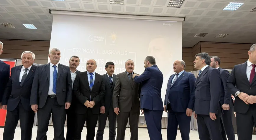 Refahiye’de Siyasi Birliktelik Güçleniyor: Üç İlçe Başkanı AK Parti Saflarına Katıldı