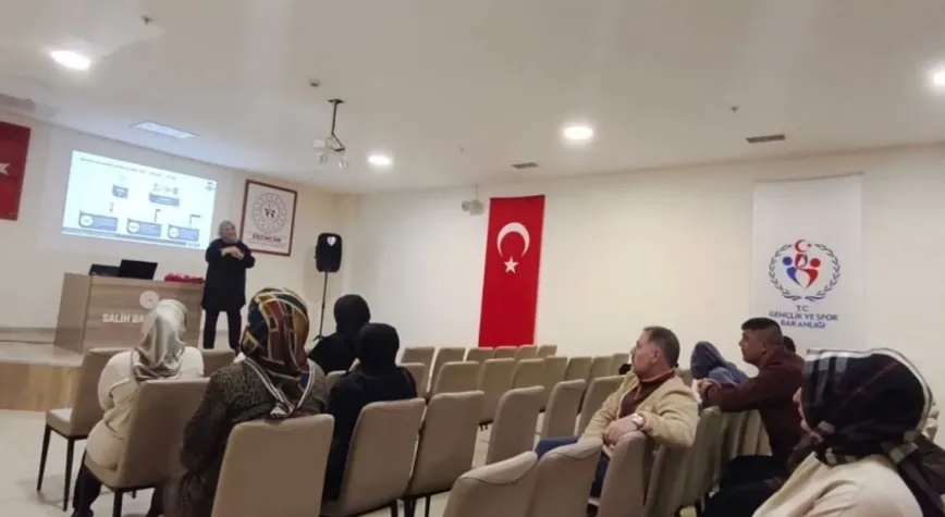 Salih Baba Kız Yurdu’nda Afet Farkındalık ve Tahliye Eğitimi Verildi