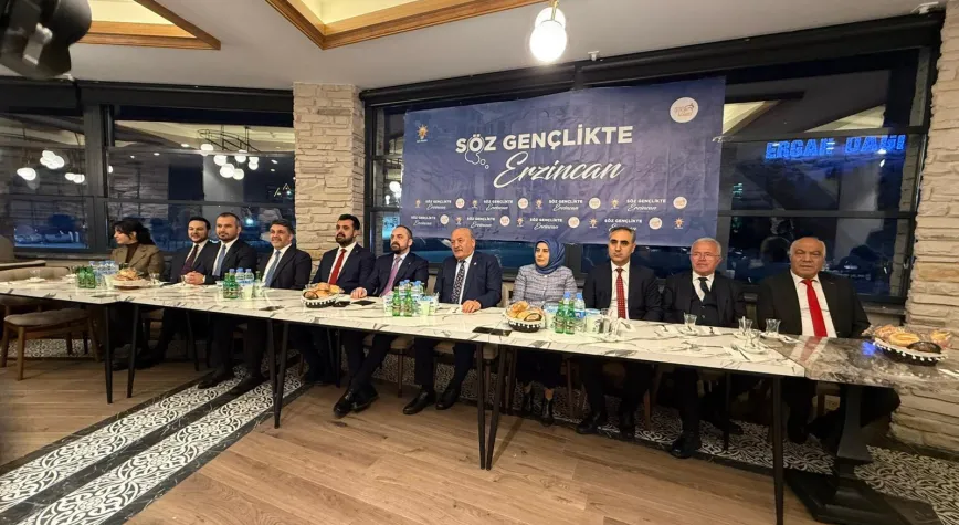 “Söz Gençlikte” Buluşması Erzincan’da Gerçekleştirildi