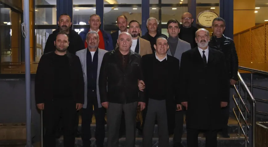 Süleyman Tan’dan İlçe Ziyaretleri: “Esnafın Görüşleri Erzincan’ın Geleceğine Yön Verecek”