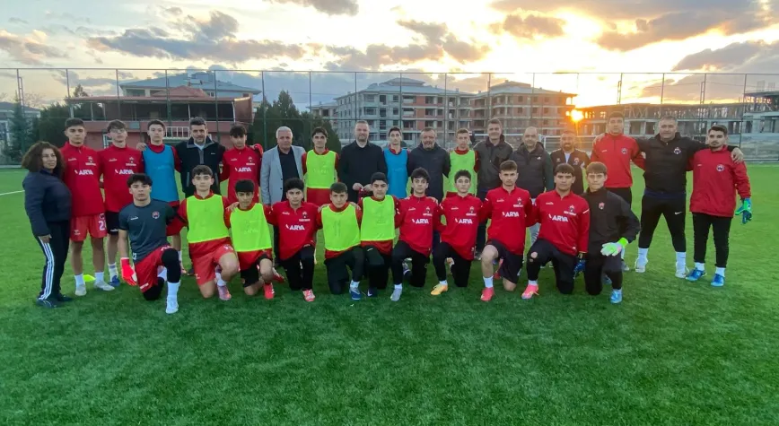 TFF Heyetinden Erzincanspor U15’e Moral Ziyareti