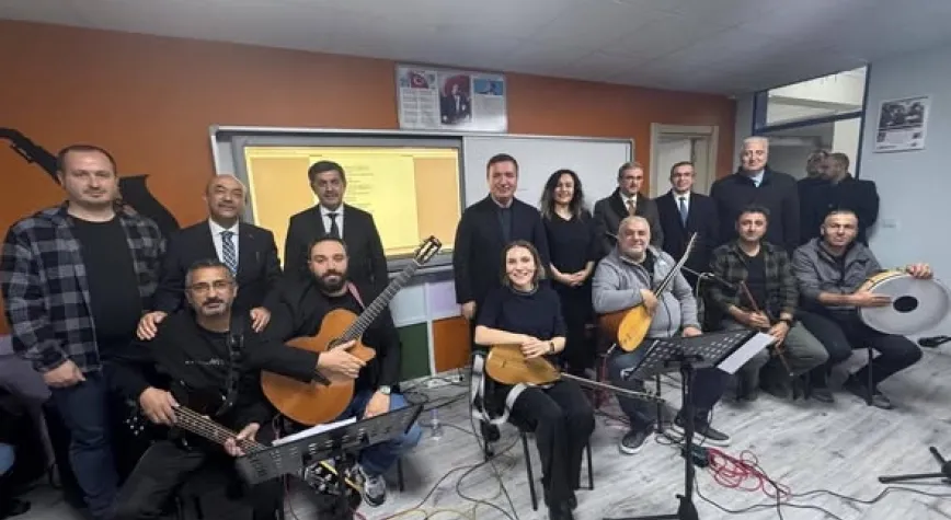 Vali Aydoğdu, Öğretmenlerden Oluşan Maarif Korusu’nun Provasını İzledi