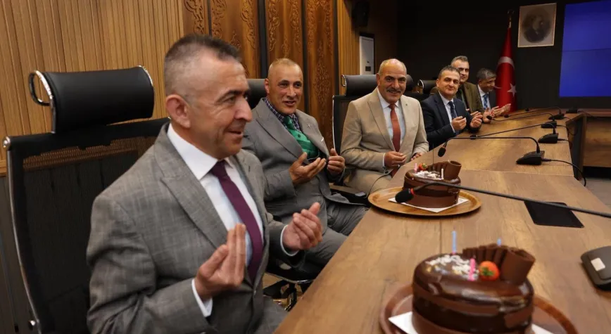 Vali Aydoğdu, Şehrin Sevilen İsimlerini Unutmadı