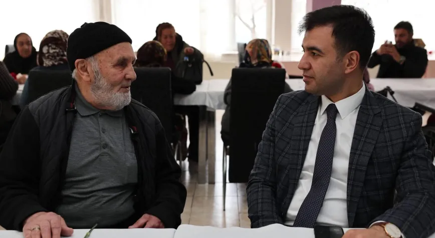 Vali Yardımcısı Hüseyin Aydın’dan Huzurevi Ziyareti