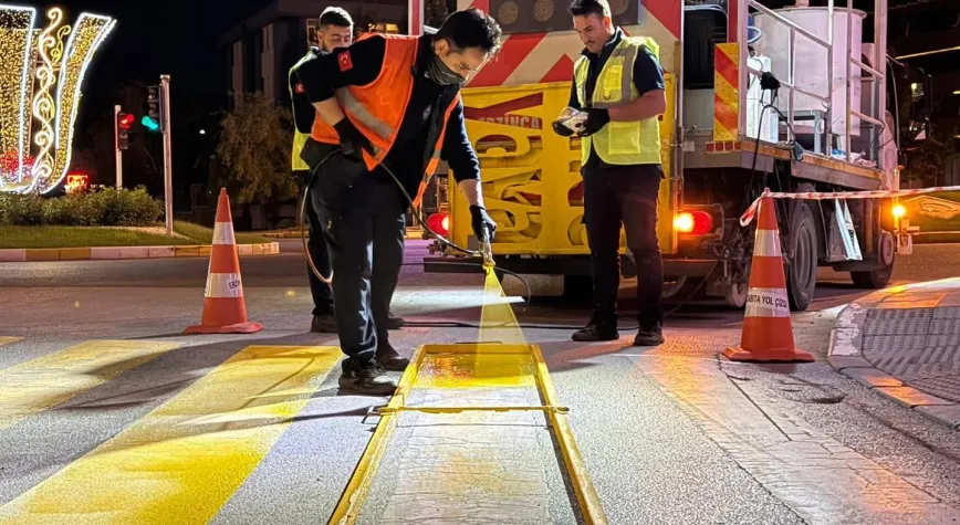 Yaya Güvenliği İçin Yol Çizgileri Yenileniyor