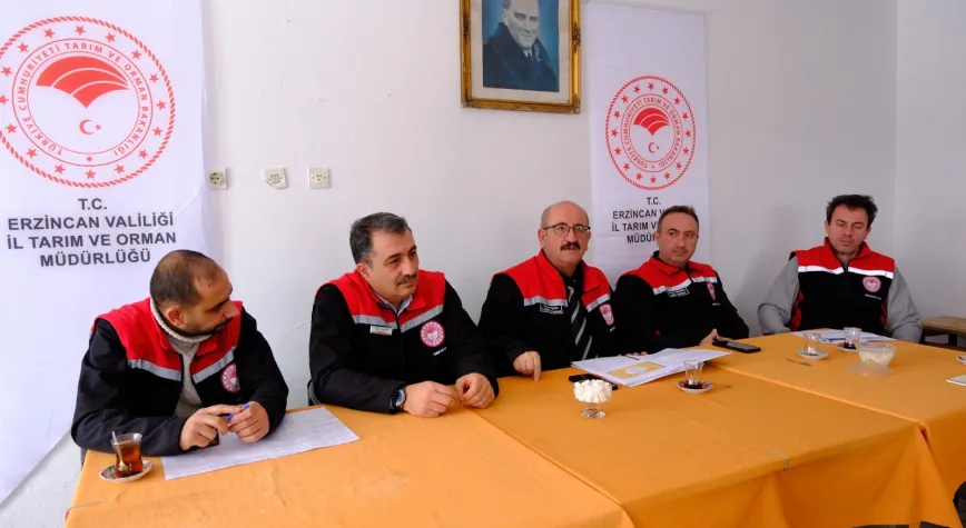 Yoğun Kar Yağışına Rağmen Tarım Ekipleri Sahada