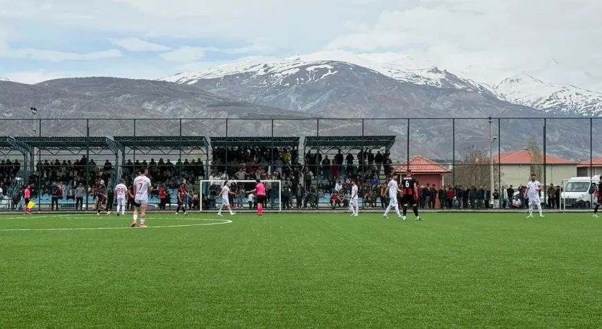 Zirve Düğümü Çözülmedi: Kavakyoluspor ile Ulalar Nefes Kesti